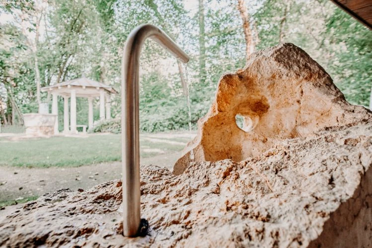 Schwefelbrunnen im Römerbadpark