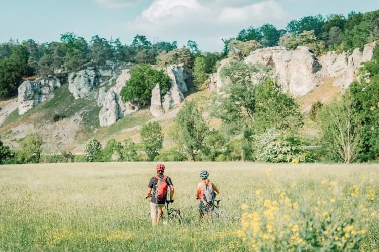 Radfahrer im Naturpark Altmühltal