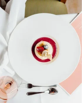 Dein Wellnesshotel: Luxus und Natur vereint 45 wellnesshotel-bayern-genusshotel-eisvogel-13-1