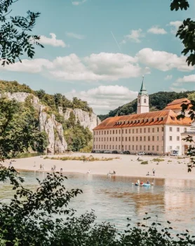 Blick auf das Kloster Weltenburg